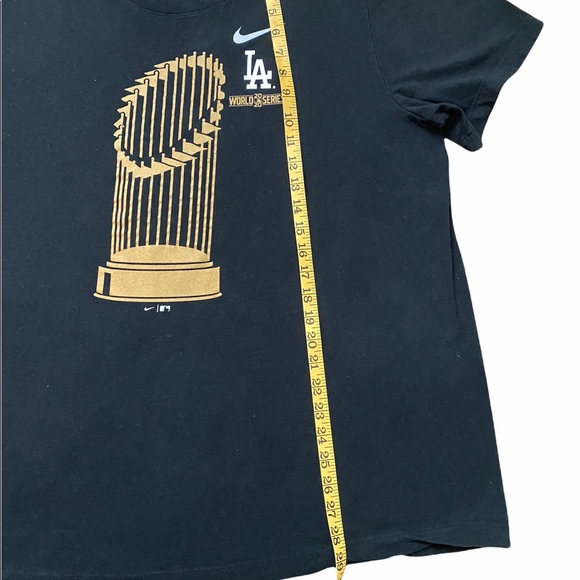 Dodgers World Series Champions Trophy T Shirt XL - Picture 2 of 3